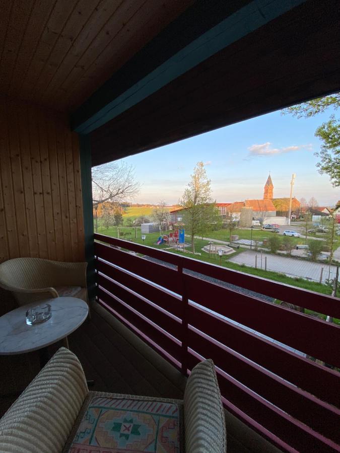 Doppelzimmer Mit Bad & Balkon Simmersfeld Esterno foto